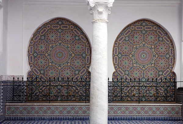 Όμορφη Χειροποίητα Σιντριβάνι Στο Μαρόκο — Φωτογραφία Αρχείου