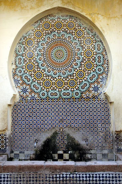 Hermosa Fuente Artesanal Marruecos — Foto de Stock