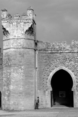 Kasbah Chellah Fas 'ta Rabat' ta siyah beyaz.