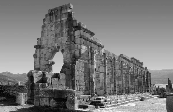 摩洛哥Volubilis的黑白考古遗址 — 图库照片