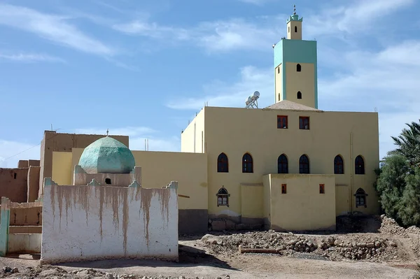 摩洛哥穆斯林的清真寺祈祷场所 — 图库照片