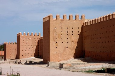 Eski Kasbah veya Ksar (eski şehrin tahkimatı) Fas 'ta