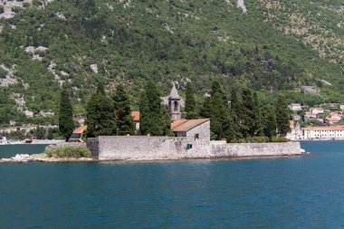 Karadağ Kotor Körfezi yattan görünüyor