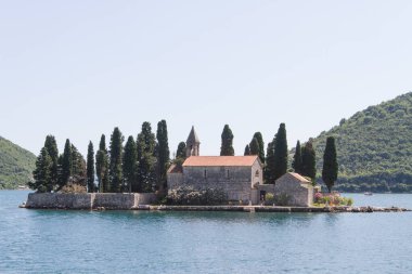 Karadağ Kotor Körfezi yattan görünüyor