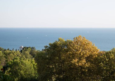 Rusya Soçi kenti mimari manzaraya bakıyor