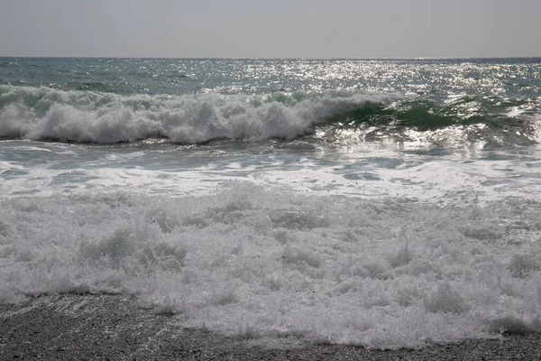 Costa Sul Crimeia Ondas Mar Primavera — Fotografia de Stock