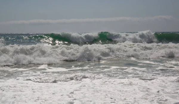 Costa Sul Crimeia Ondas Mar Primavera — Fotografia de Stock