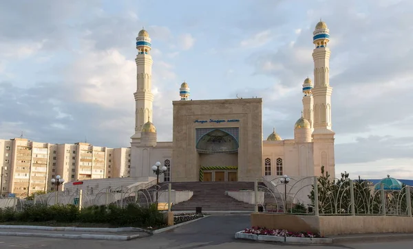 Главная Мечеть Центре Города Кокшетау Республики Казахстан — стоковое фото