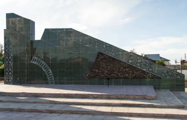 Kazakistan Cumhuriyeti Kokshetau şehrinin merkezinde güzel bir çelik.