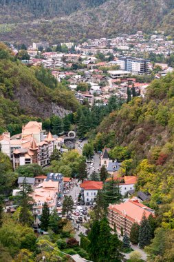 Gürcistan 'daki Borjomi tatil köyünün güzel manzarası, Ekim 2025