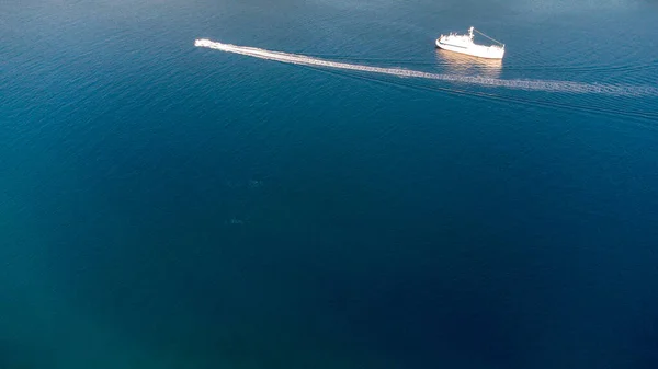 Lonely Boat Ocean — Stock Photo, Image