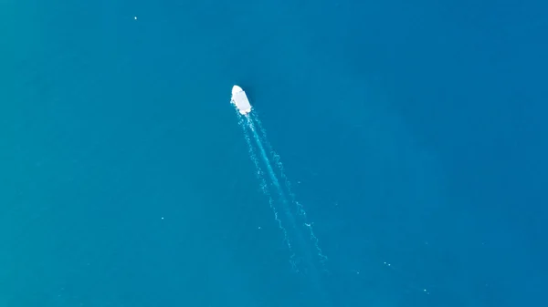 Lonely Boat Ocean — Stock Photo, Image