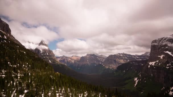 View from the top of the going to the sun road — Stock Video