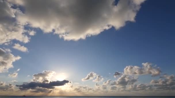 Tropisk solnedgång i Västindien — Stockvideo