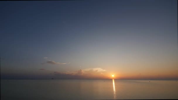 Tropical sunset in the caribbean — Stock Video