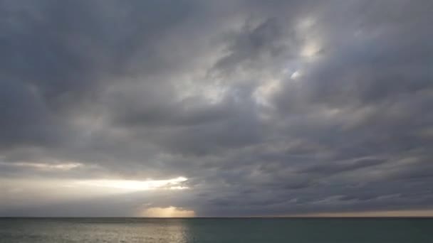 Tropische zonsondergang in het Caribisch gebied — Stockvideo