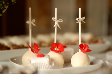 Seçici odak ile lezzetli tatlılar