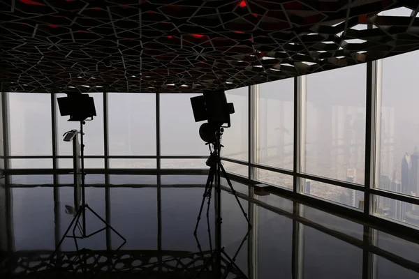 Futuristisk plats i Dubai — Stockfoto