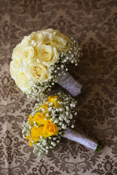 White roses wedding bouquet — Stock Photo, Image