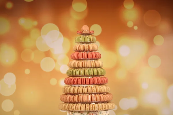 Pyramid of assorted macaroons — Stock Photo, Image