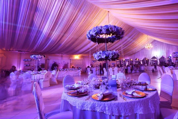 Decoração de flores de casamento no restaurante — Fotografia de Stock