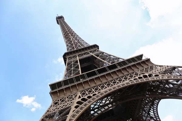 Eiffel Tower in Paris, France on a blue sky — Stock Photo, Image