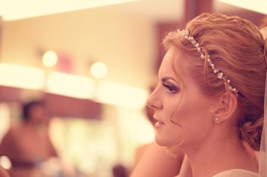 Hazırlanıyor bir gelin portresi