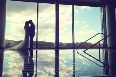 Gelin ve damat havuz