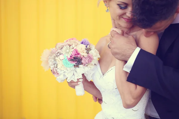 Beautiful wedding bouquet — Stock Photo, Image