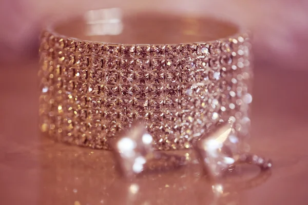 Crystal bracelet and earrings