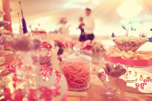 Candy buffet on table — Stock Photo, Image