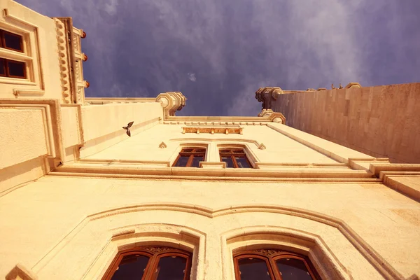 Castle photographed from below — Stock Photo, Image