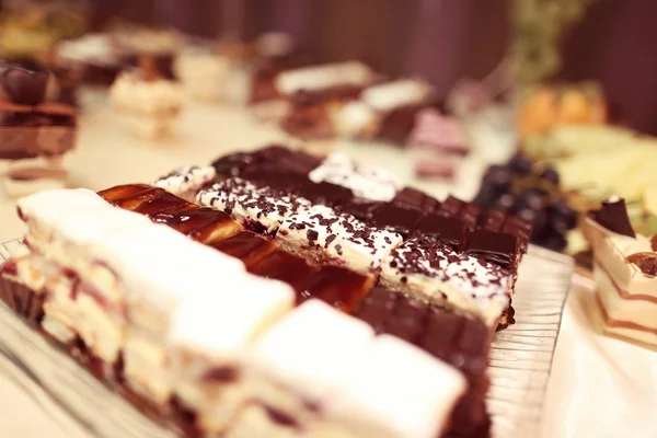 Маленькие шоколадные торты — стоковое фото