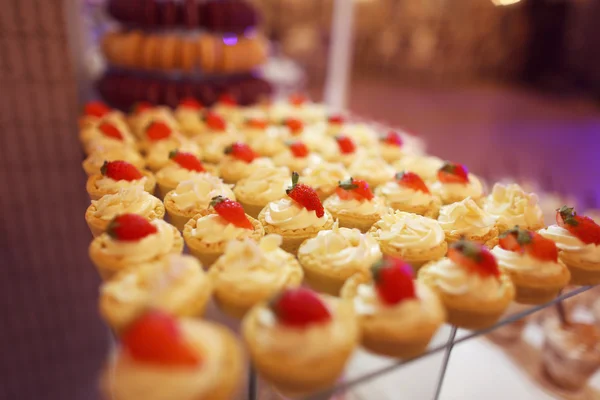 Strawberry tarts — Stock Photo, Image