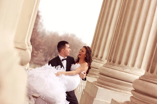 Sposa e sposo ballare — Foto Stock