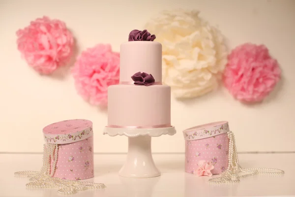 Pink cake — Stock Photo, Image