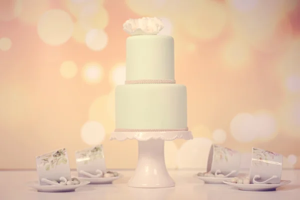 Green marzipan cake — Stock Photo, Image