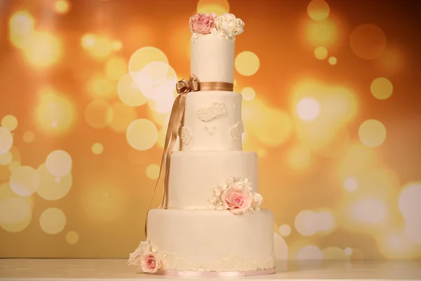 Badem ezmesi düğün pastası — Stok fotoğraf