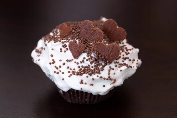 Cupcake coklat lezat dengan taburan — Stok Foto