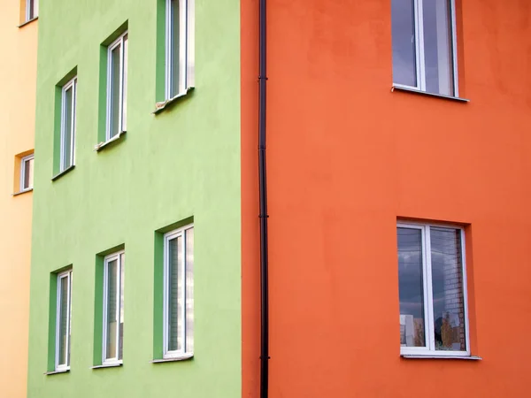 Parte Uma Casa Colorida Brilhante Paredes Edifício São Pintadas Com — Fotografia de Stock