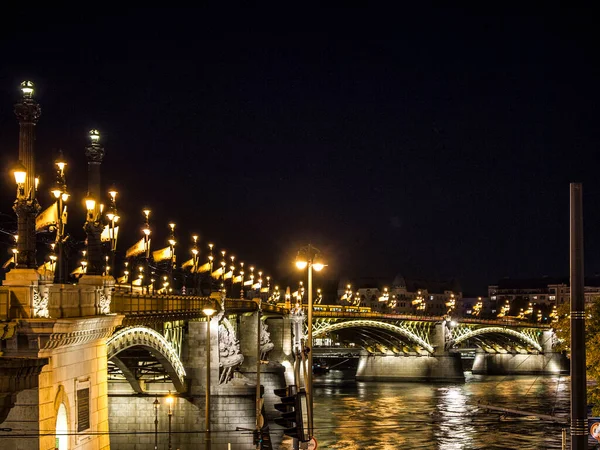 Kilátás Margit Hídra Margit Híd Éjszaka Szerkezetet Lámpák Világítják Meg — Stock Fotó