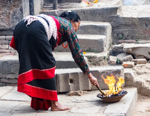 在巴克塔普尔，尼泊尔的纽女人 — 图库照片