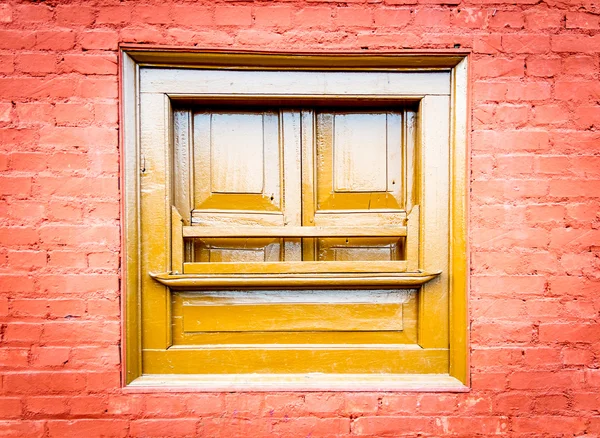 Ventana de madera arquitectónica — Foto de Stock