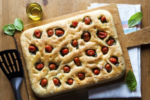 Foccacia sur fond bois — Photo