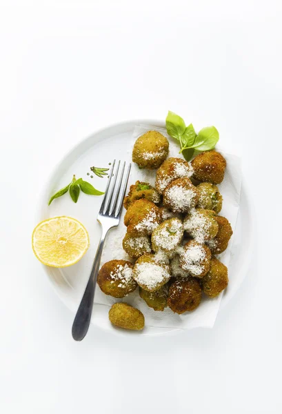 Vegetable balls made of peas and courgettes. vegetarian meatball — Stock Photo, Image