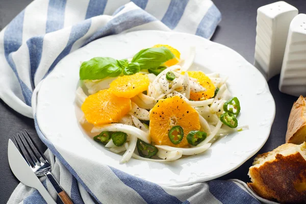 Fresh salad  with fennel, orange and green chili peppers. Summer — Stock Photo, Image