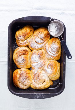 sıcak rulo tarçın ve krema, fırından taze ile buns