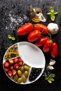 pletter meze yeşil zeytin, Siyah Zeytin, Kapari, buffalo