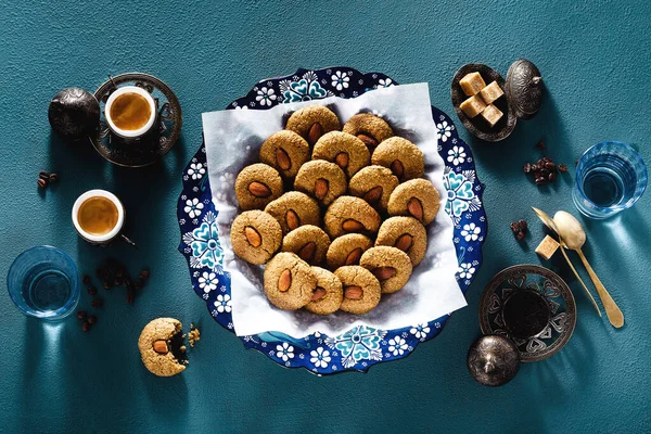 Biscoitos Turcos Com Amêndoas Café Mesa — Fotografia de Stock