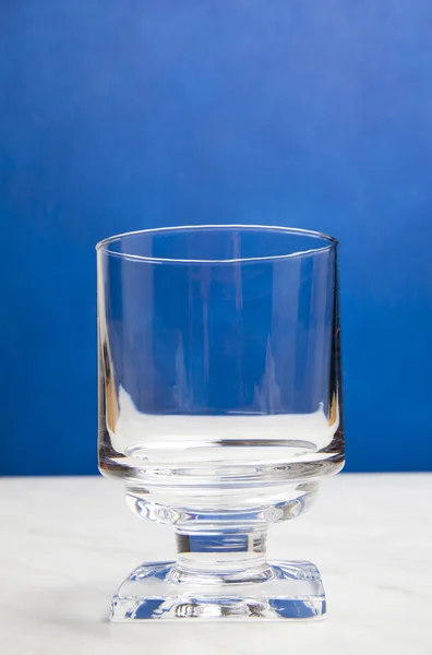 Enda tomma efterrätt glas — Stockfoto